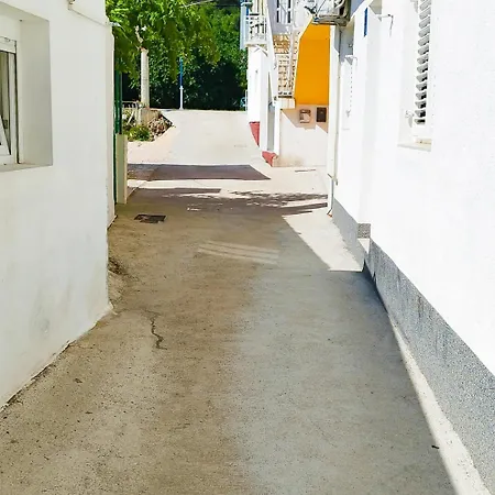 아파트 Thereal Beachfront House Bonilu Croacia 예세니체